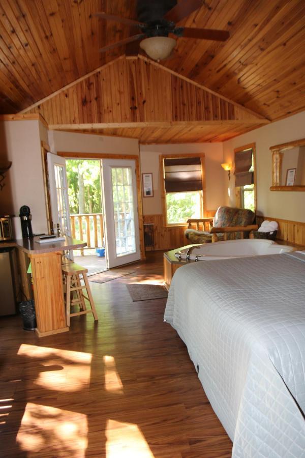 Hidden Lake Winery Hotel Aviston Eksteriør billede